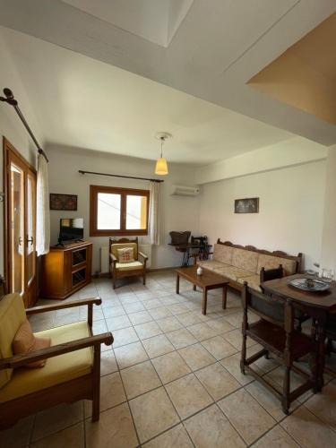 Skiathos Apartment | Lula's House