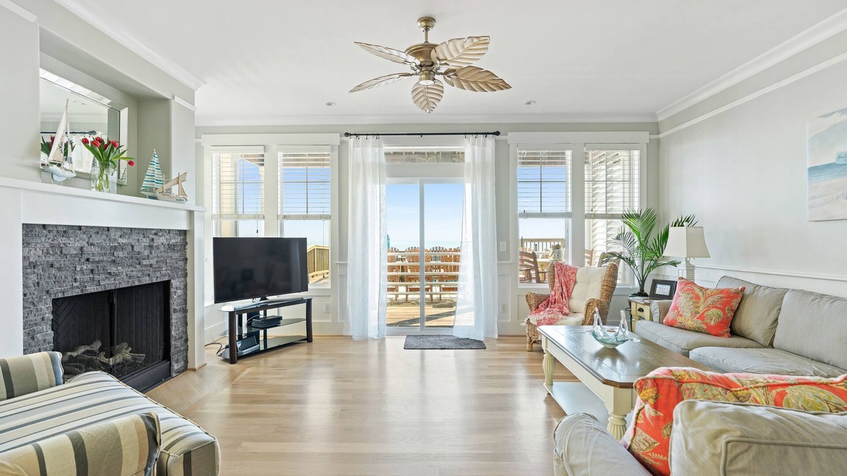 Carolina Beach House | Lulla-by the Sea an Amazing Oceanfront Beach House With Pool and Elevator