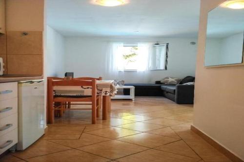 Lumbarda Apartment | Lumbarda Resort Apartments - Comfort One Bedroom Apartment G6