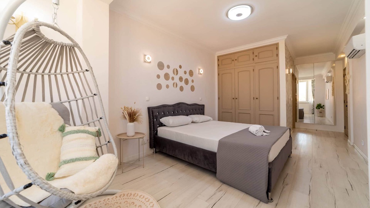 Branqueira Apartment | Lumen Stay by HelloVacations