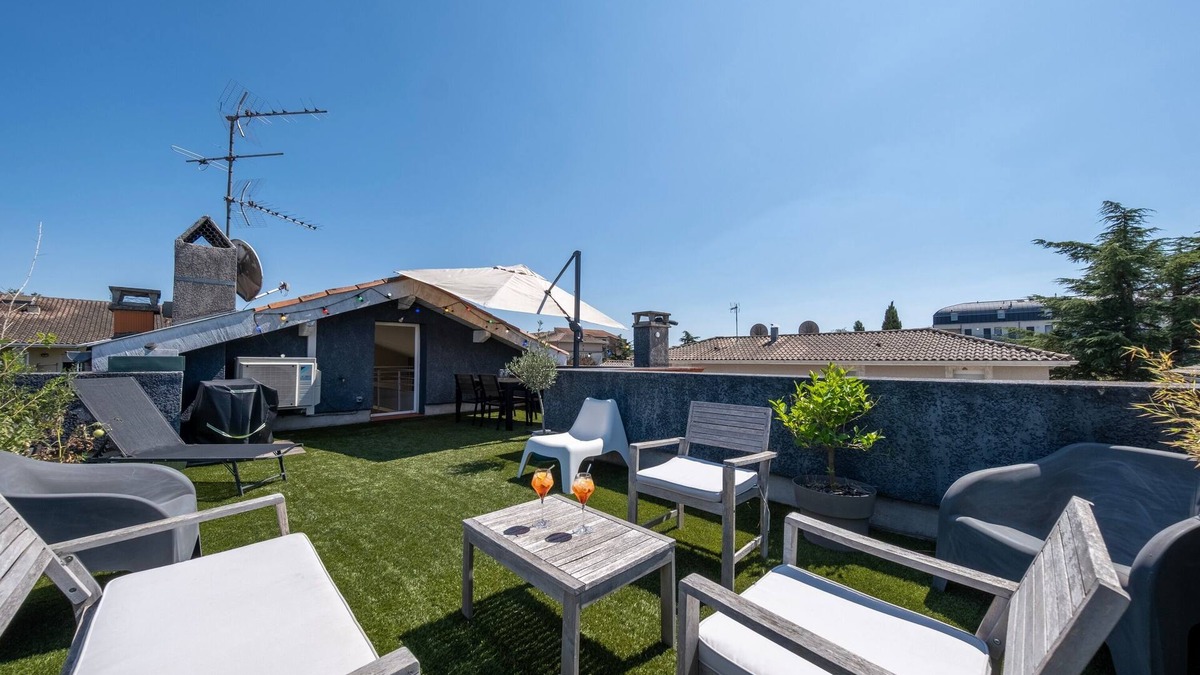 Barriere de Paris Apartment | Lumière Toulousaine - Duplex climatisé