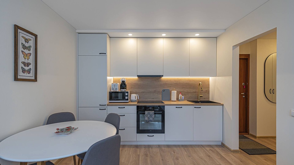 Kaunas Apartment | Luminious apartment with balcony by Polo Apartments