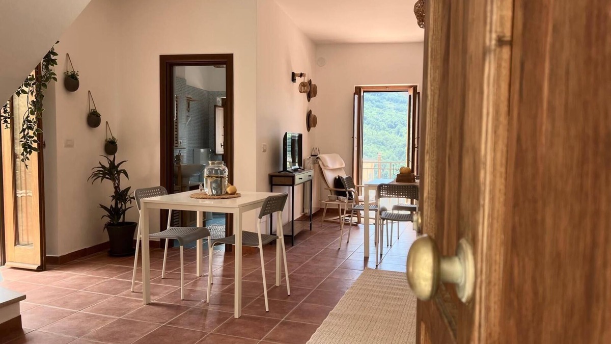 Sangineto Villa | Lumira Vista - Charm in the village, sea and relaxation