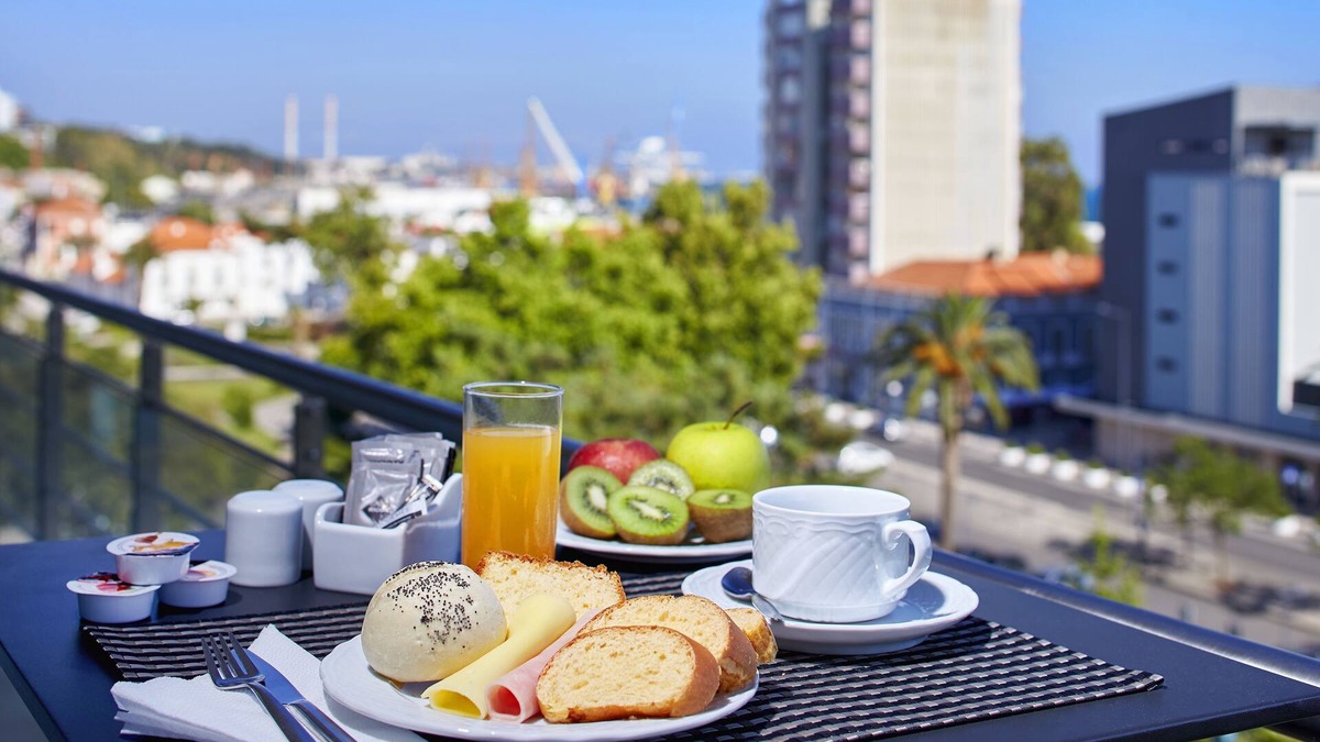 Setubal Hotel | Luna Esperança Centro Hotel