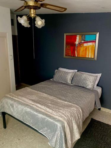 Monterrey House | Luna Menguante