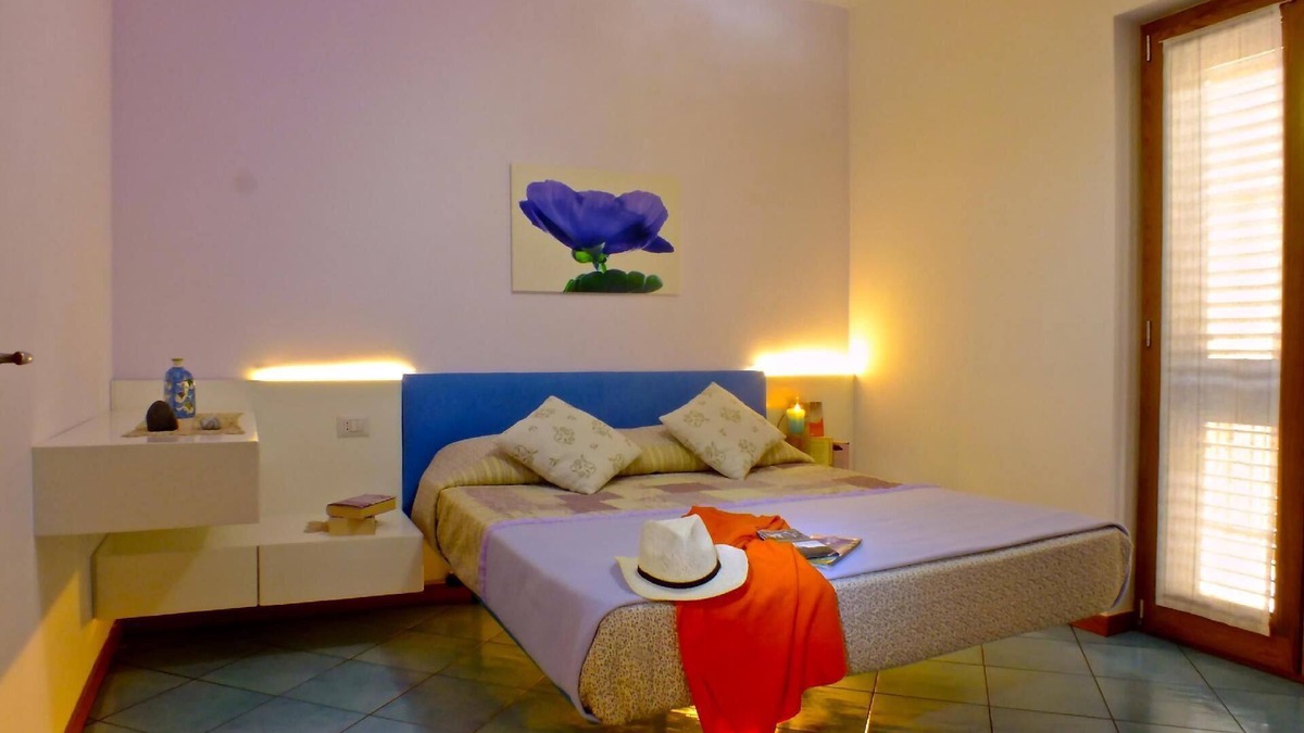 Castel Di Tusa Apartment | Luna rossa charming house