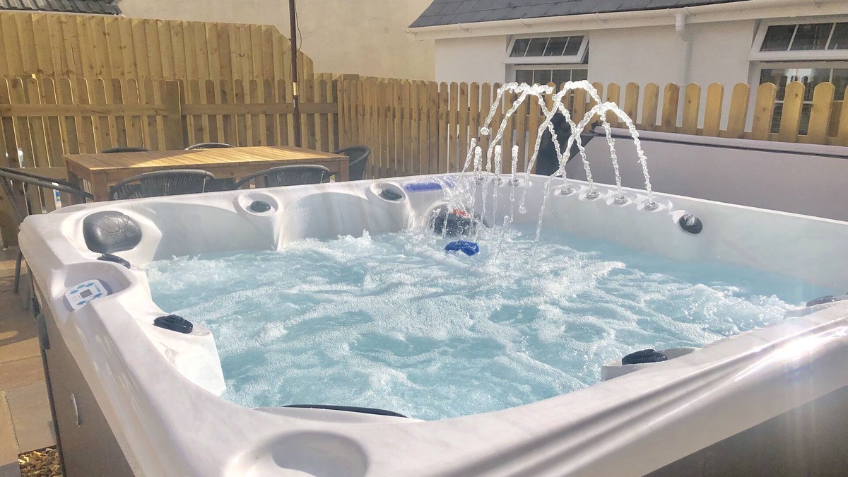 Westward Ho House | LUNDY SEAVIEW! Great Family Home