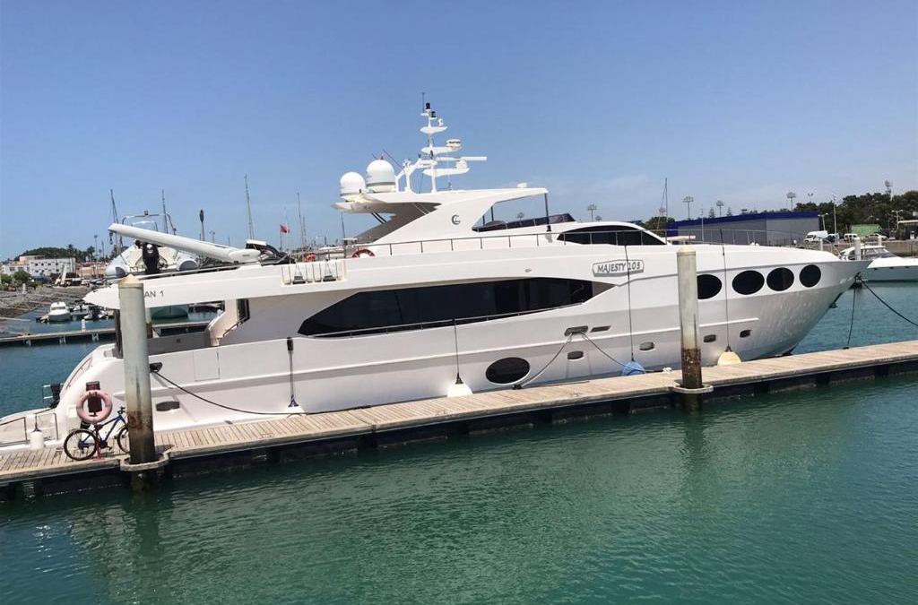 Doha Boat Rental | Lusail Queen
