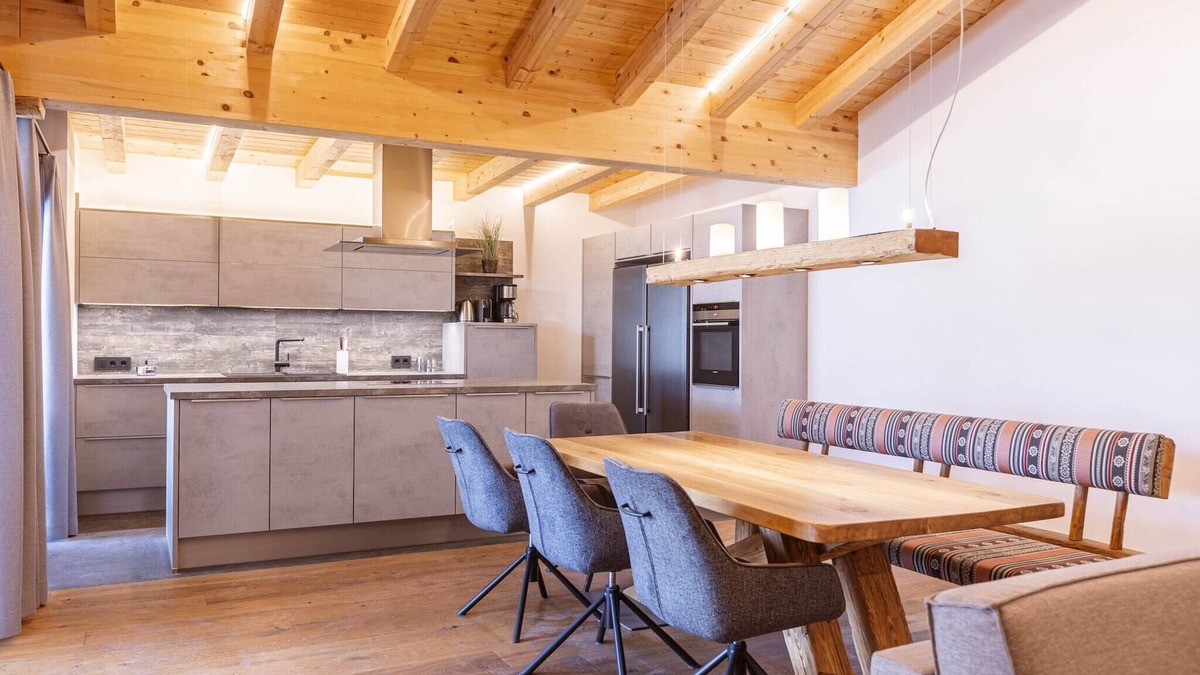 Lermoos Apartment | Lush apartment in Tyrol with sauna