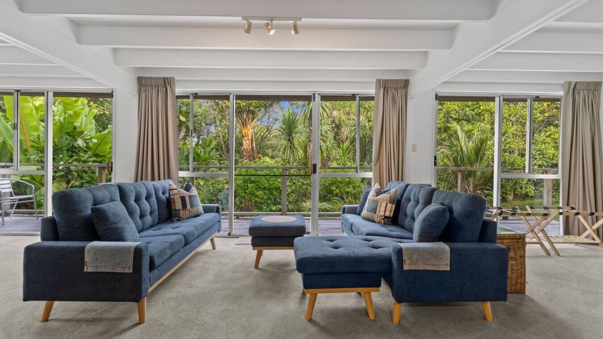 Remuera House | Lush Green Hideaway Guest Suite near Newmarket