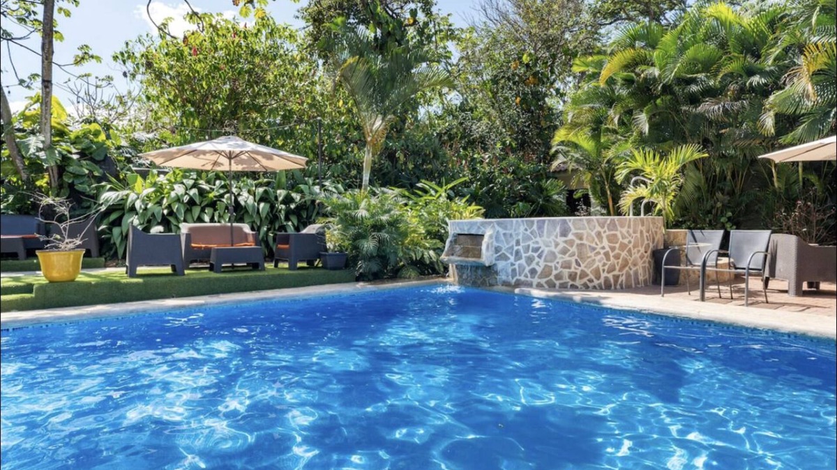 Guacima House | Lush property 4 Large Groups, Families, Friends, Couples, Adventurers