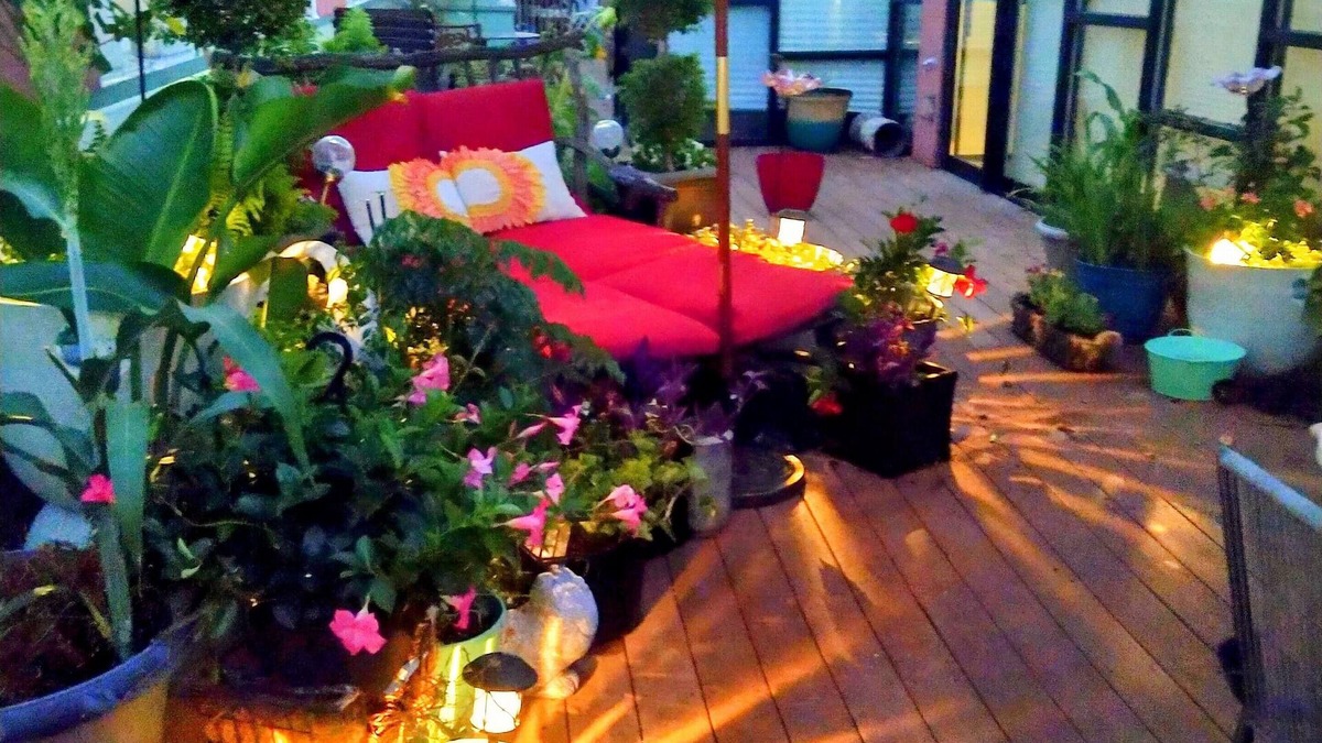 Downtown Louisville Condo | Lush Rooftop Terrace City views A luxurious stay in Central Downtown Arean