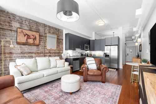 Historic District - North Apartment | Lush Savannah Loft - Near Plant Riverside District