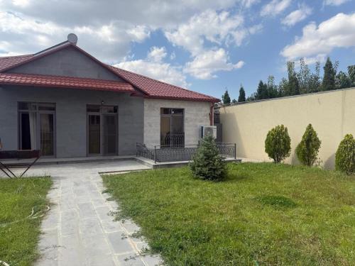 Nor-Nork Villa | Lusy House