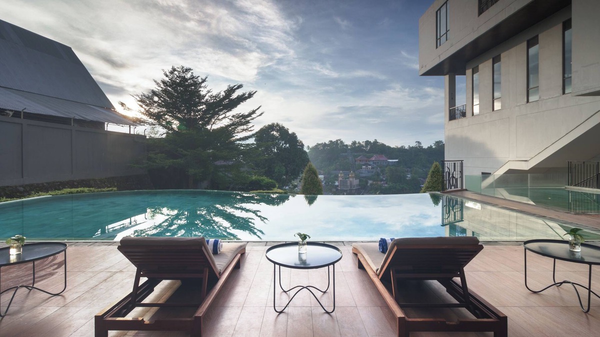 Manado City Centre Hotel | Luwansa Hotel & Convention Center Manado