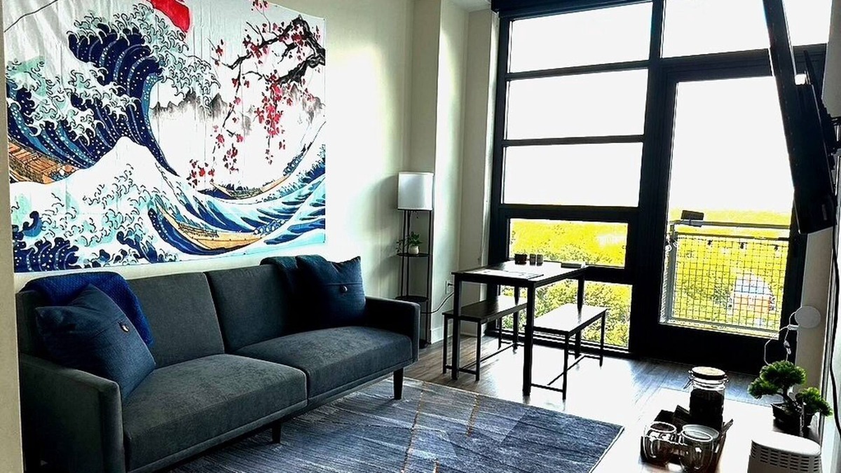West End Apartment | LUX 1BR 1B Apartment Near Old Town Alexandria