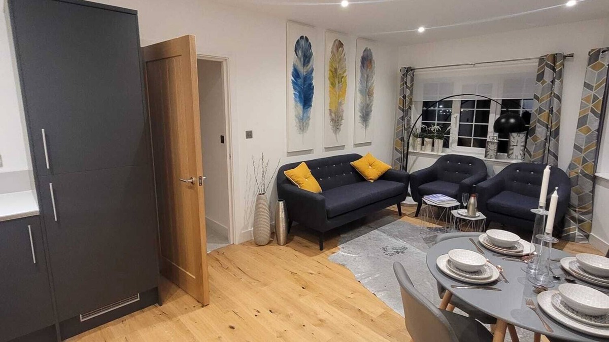 Wainscot Apartment | Lux 2 Bed Flat In The Heart Of Rochester