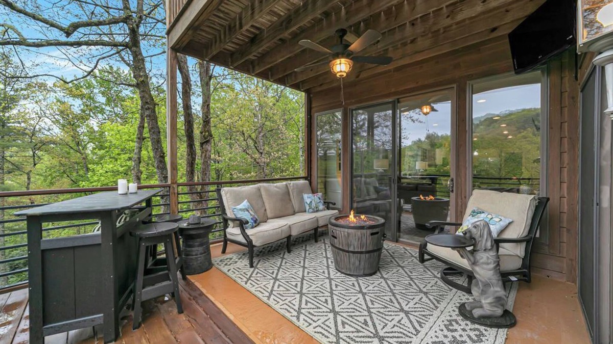 Lake Toxaway Condo | Lux 3Br Mtn Home with Incredible View of Falls and designer furnishings