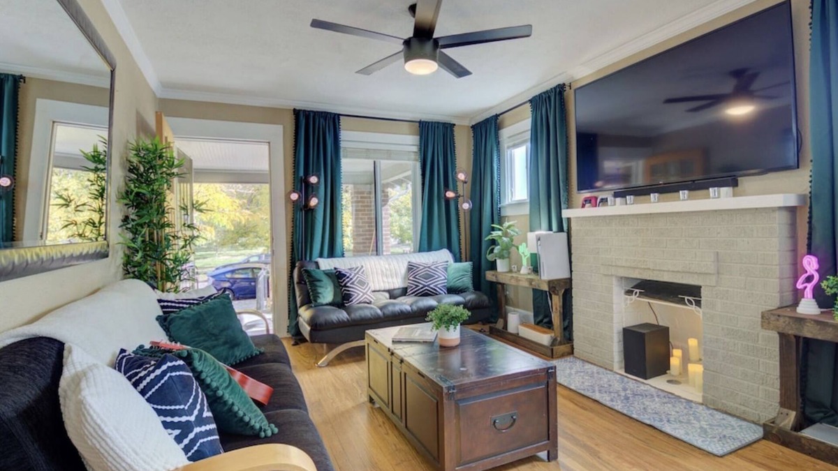 Curtis Park House | Lux Bach Retreat: Prime Location, 420ok! Sleeps 20
