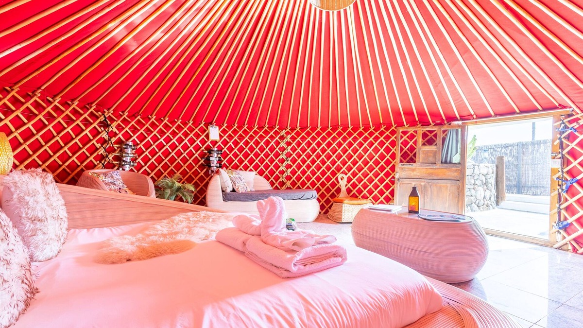 Haria Apartment | LUX Eco Twin Yurt, Pool, Play Park, just 300mt Sandy Beach/Restaurants/Beach Bar