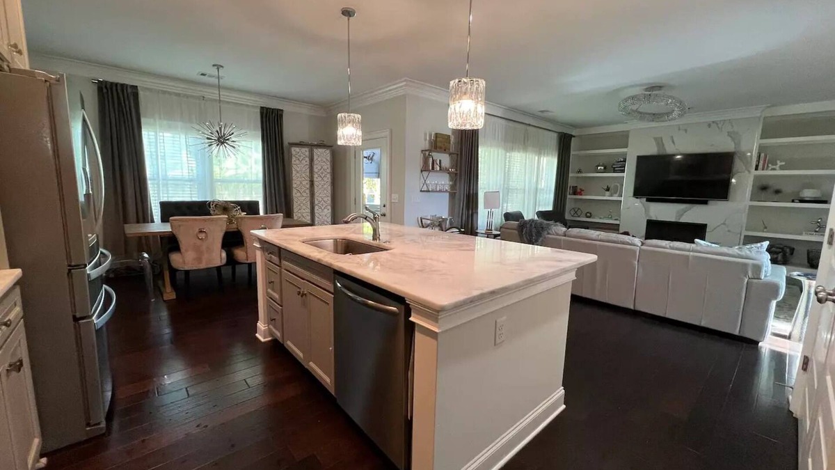 Auburn House | LUX House! HOT TUB! 4 min to campus. Golf lot
