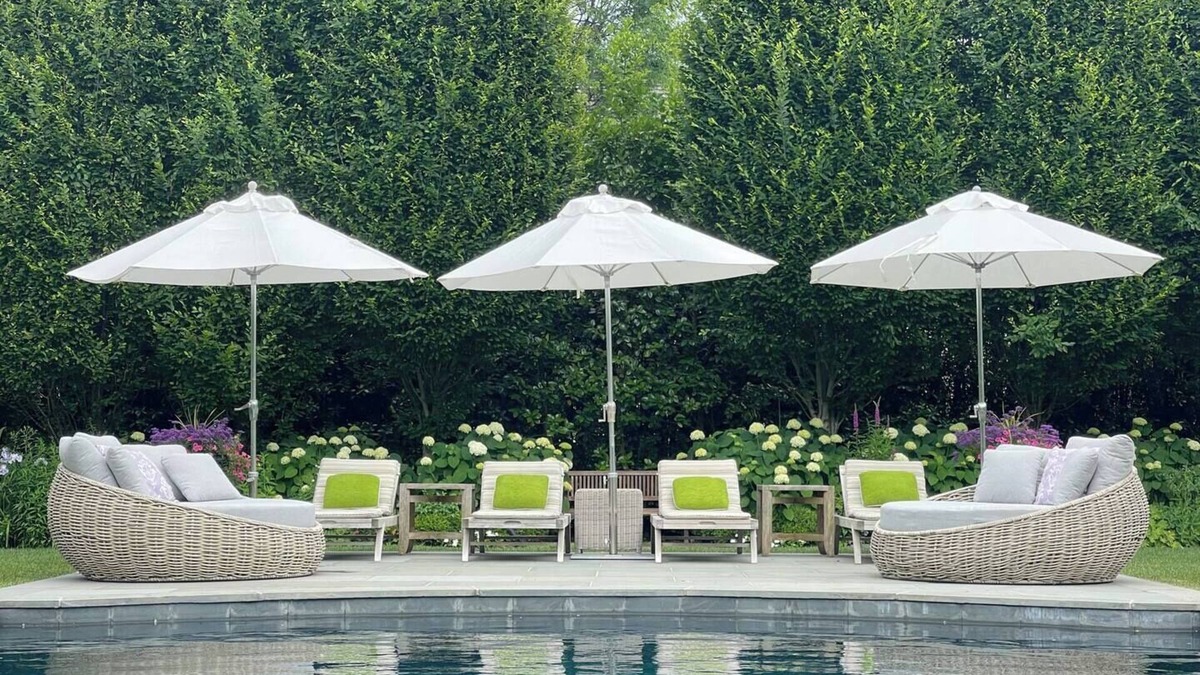 Village of East Hampton House | LUX KING Suite East Hampton Village Estate SOH