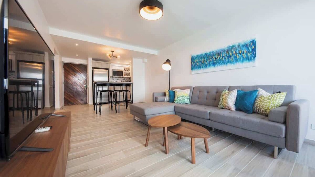 Carolina Apartment | Lux Ocean Front 14th Floor 1BR ON BEACH w/Parking