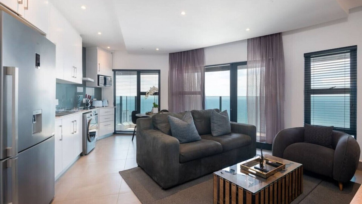 Umhlanga Apartment | Lux Oceans 2 Bedroom Apartment in Umhlanga