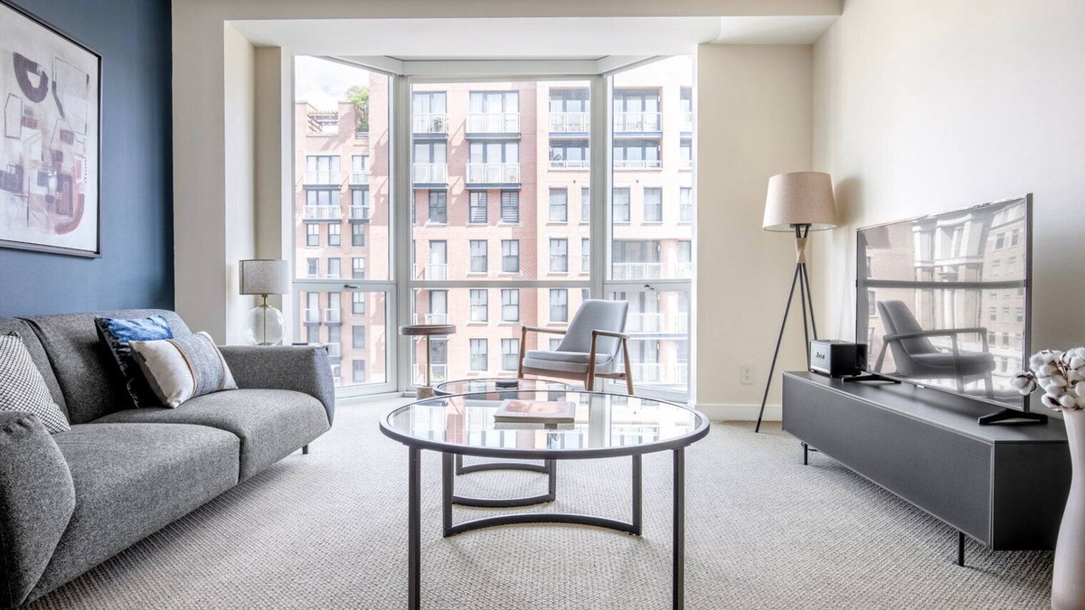 Penn Quarter Apartment | Lux Penn Quarter 1BR w/Gym, Pool, Doorman, nr. Metro, by Blueground