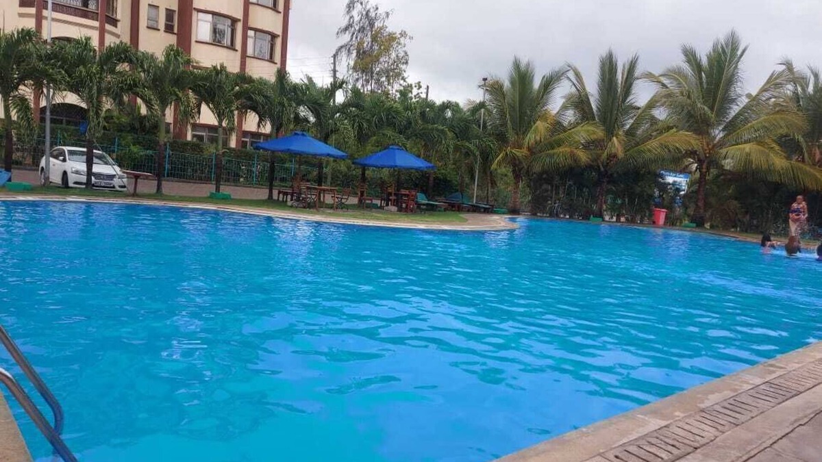 Shanzu Apartment | Lux Suites Sunset Holiday Apartments
