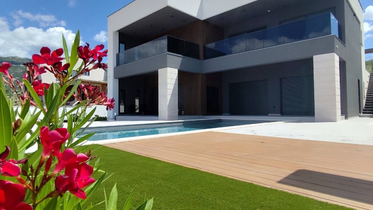 Rovanjska Villa | Lux Villa Serene with heated pool