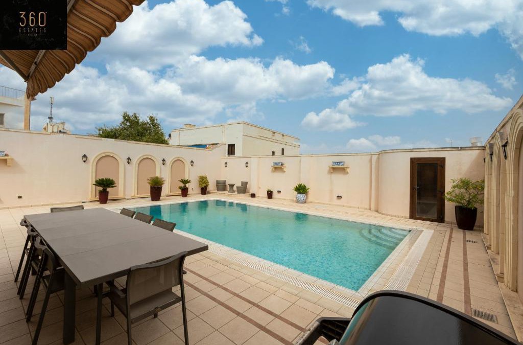 Swieqi Apartment | LUX VILLA with amazing BBQ, Pool Area & WIFI by 360 Estates
