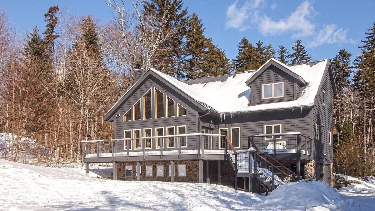 West Dover House | Lux VT ski chalet with mountain views and apres ski amenities.