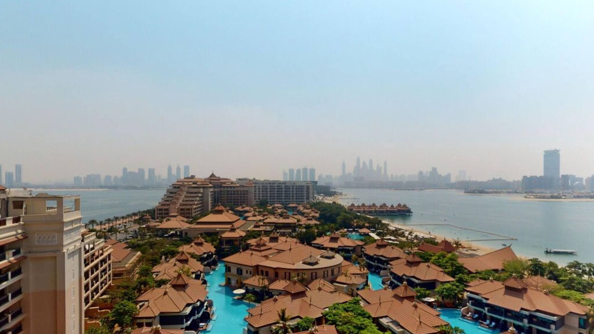 Palm Jumeirah Apartment | Luxe 2 Bed with Sea Views | Anantara Resort | Palm