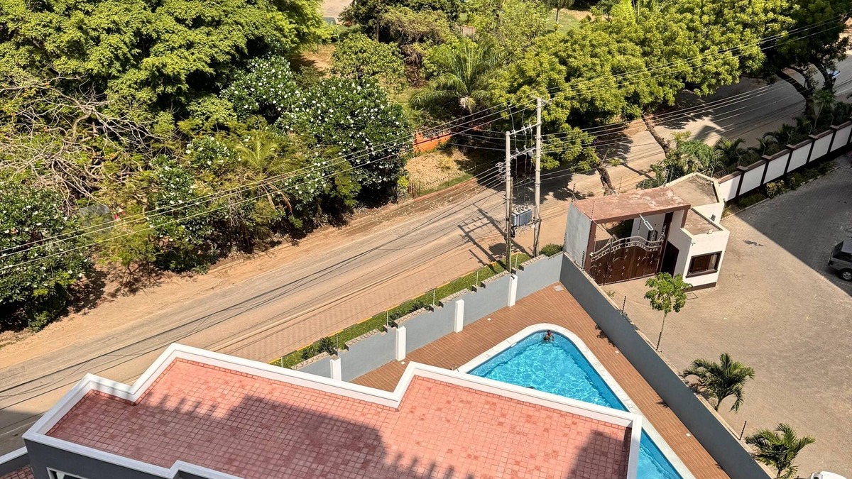 Mombasa Apartment | Luxe 4 bedroom beachfront apartment with Pool, Gym,Ac in Nyali Mombasa.