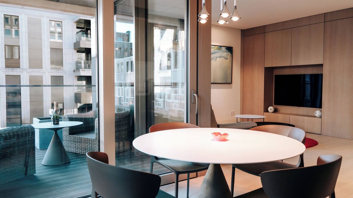 Ville Haute Apartment | Luxe City - Modern & Spacious 2Bedrooms and 2Bathrooms with Balcony view to City