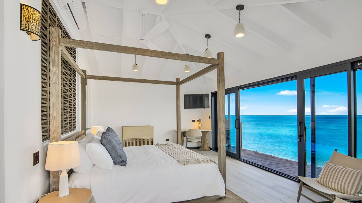 Fryes Beach Hotel | Luxe Coastal 3 BedRoom with Panoramic Views of the Caribbean Sea and Beach
