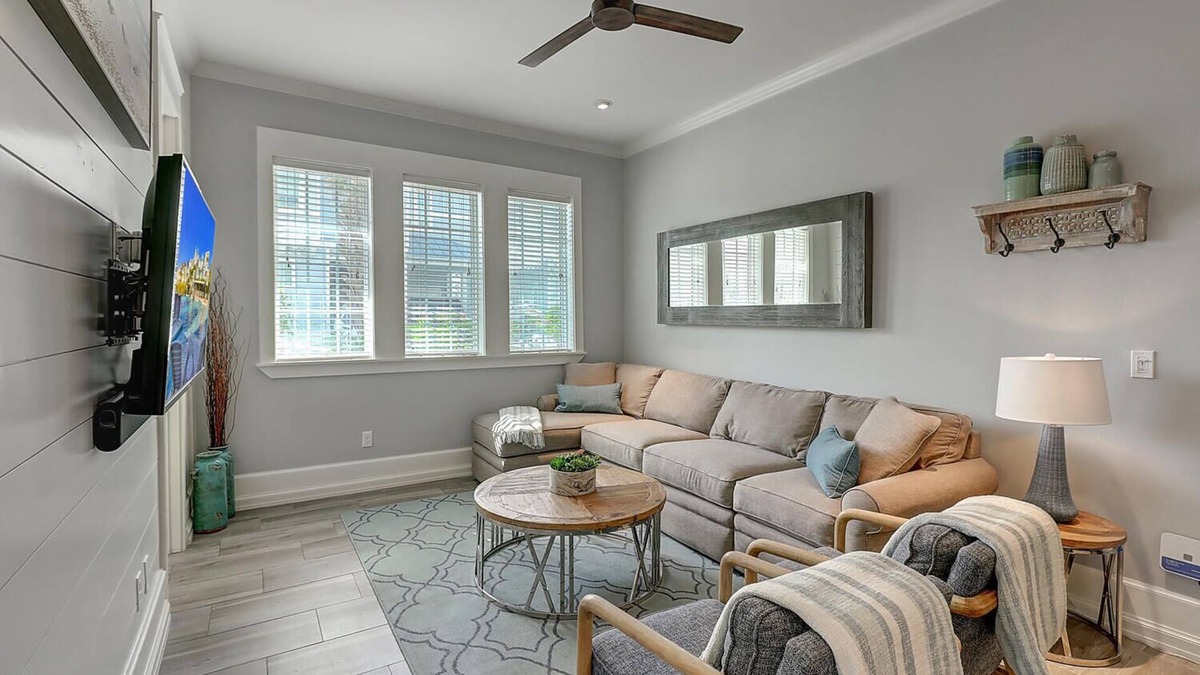 Cinnamon Shore Condo | Luxe & Cozy Condo for 4 w/Resort-Like Amenity Access@Cinnamon Shore!