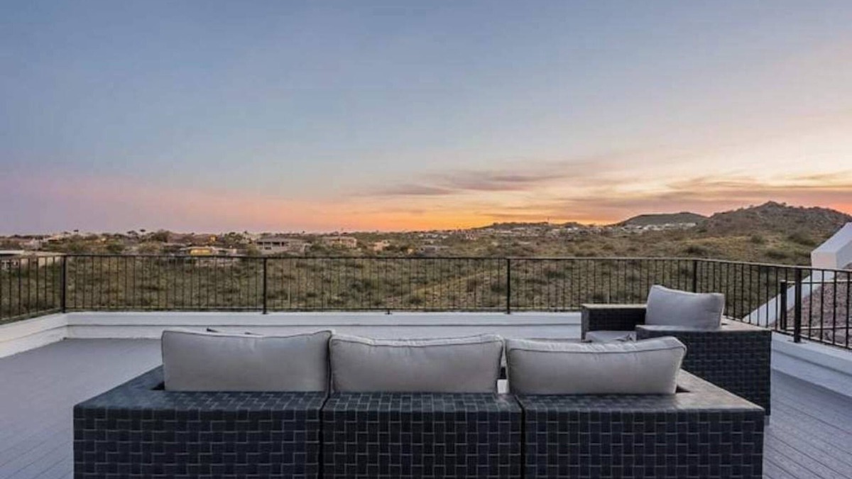 Fountain Hills House | Luxe Dome w/ Views + Hot Tub, borders Scottsdale