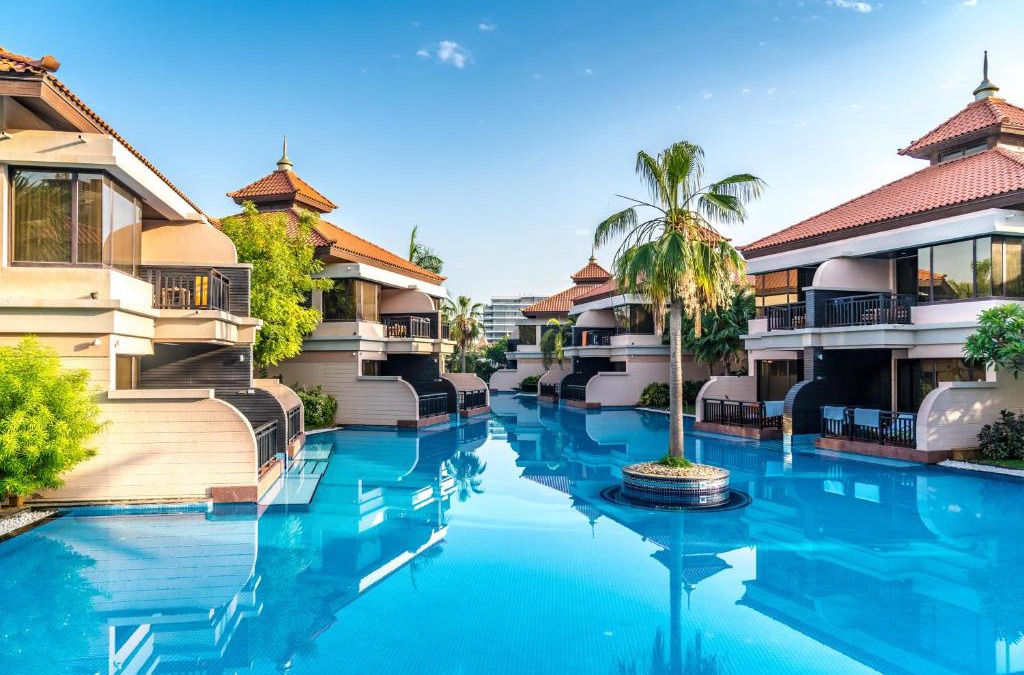 Palm Jumeirah Apartment | Luxe Getaways Royal Amwaj Palm Jumeirah Resort Apartment Holiday Home