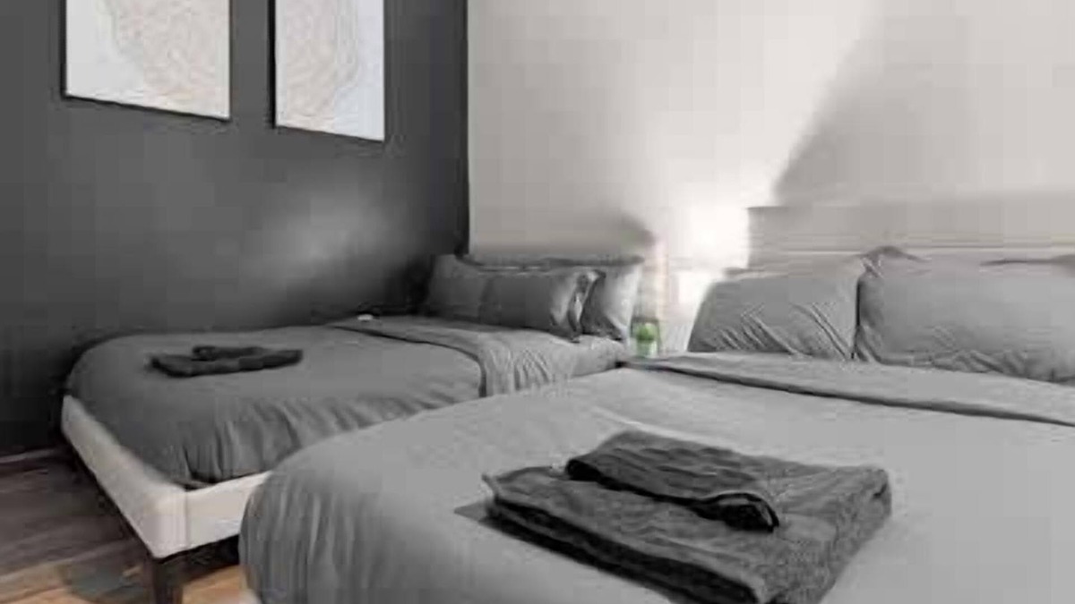 North Raleigh Apartment | Luxe King 3BR Suite in North Raleigh!