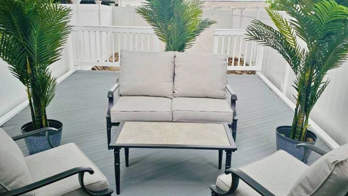 Forty Acres House | Luxe Modern Townhome Near Downtown Wilmington!