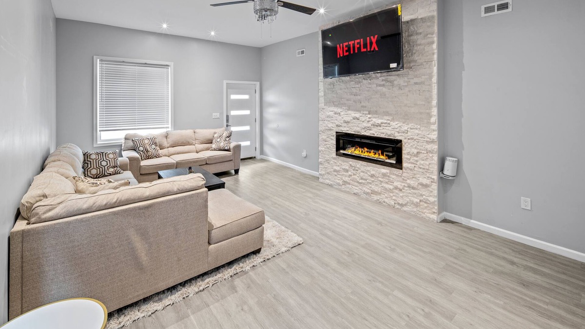 Germantown House | Luxe Private Philadelphia Getaway Near Downtown!