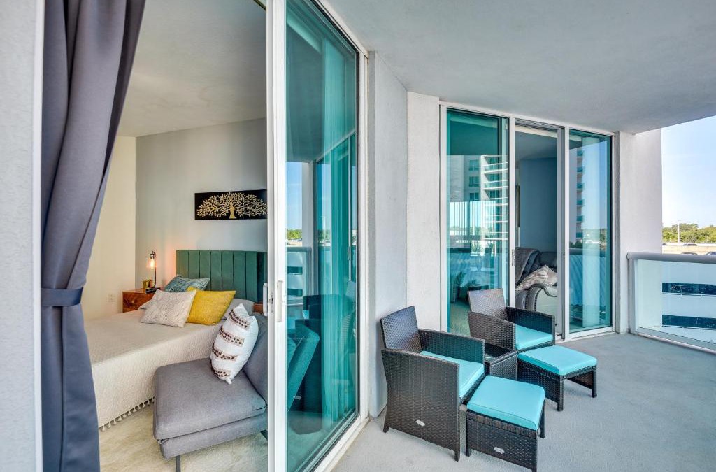 Kingston Apartment | Luxe Resort Condo - 2 Mi to Daytona Beach!