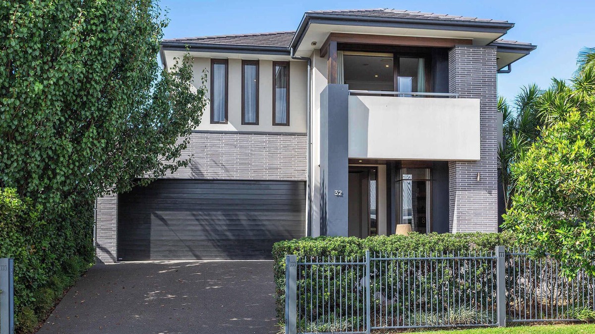 Shell Cove House | Luxe Retreat Shell Cove - Walk to Marina