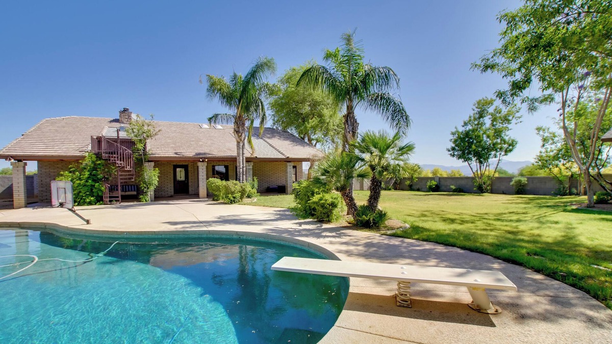 Rio Verde Foothills House | Luxe Scottsdale Home w/Horse Stables & Pool!