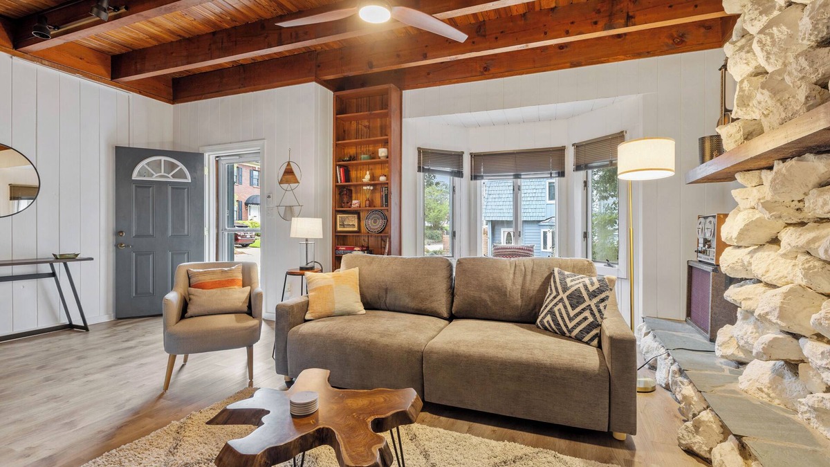 Tallahassee House | Luxe Urban Lodge - KingBed - Private Patio - FSU - TMH - Downtown
