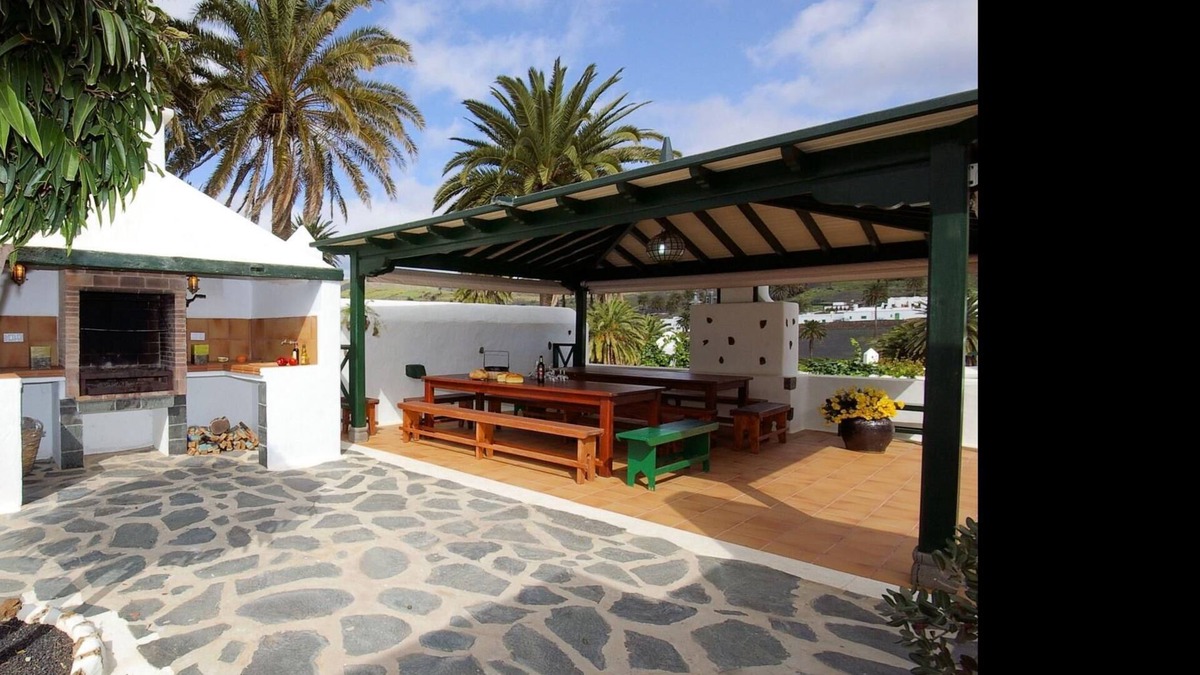 Haria Villa | Luxe Villa Haria Private Indoor Pool By PVL