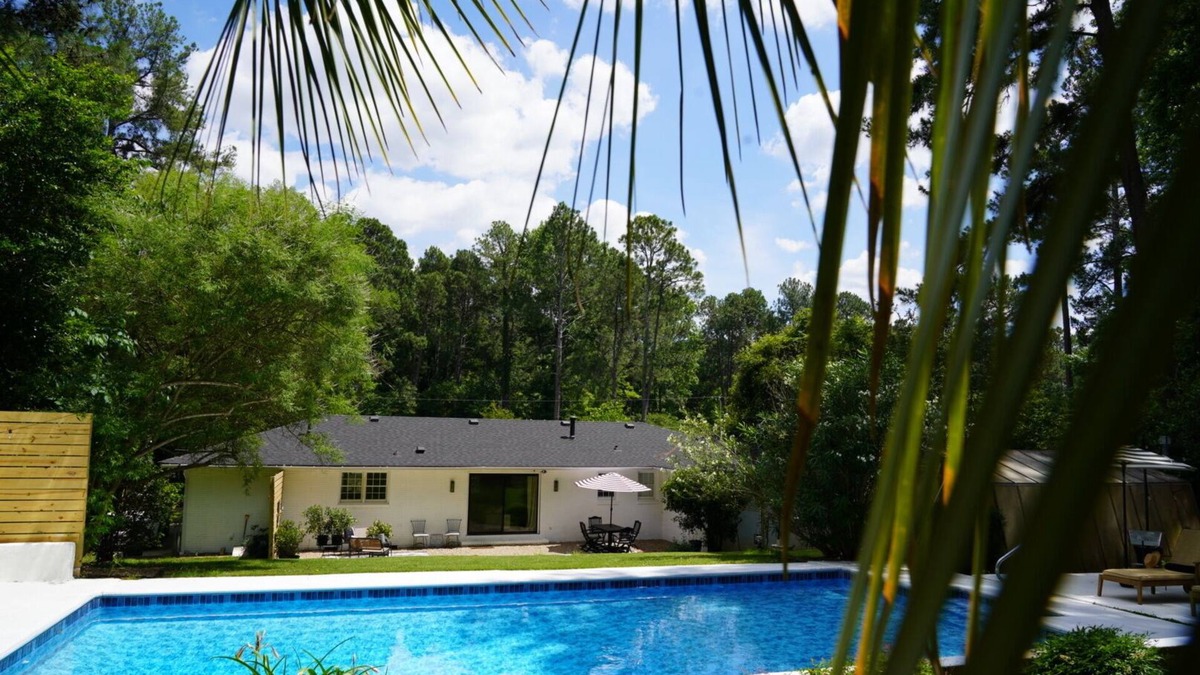 Augusta House | Luxe Villa ~ Relax, Unwind & Enjoy!