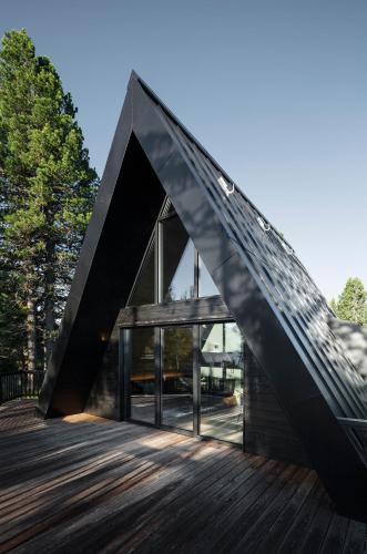 Tesero House | LUXE VISTA Mountain Chalet Cermis - mitten auf der Alm und Skipiste